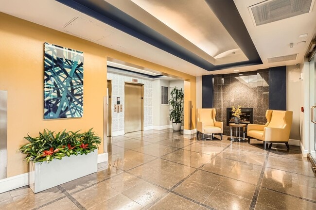 Foto del edificio - 300 W 11th Ave