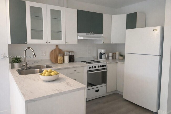 Foto del edificio - 3251 NW 104th Ave
