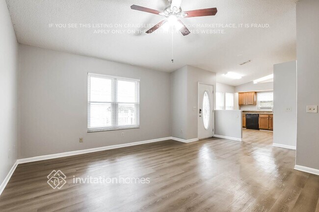 Foto del edificio - 130 Meadow Blvd