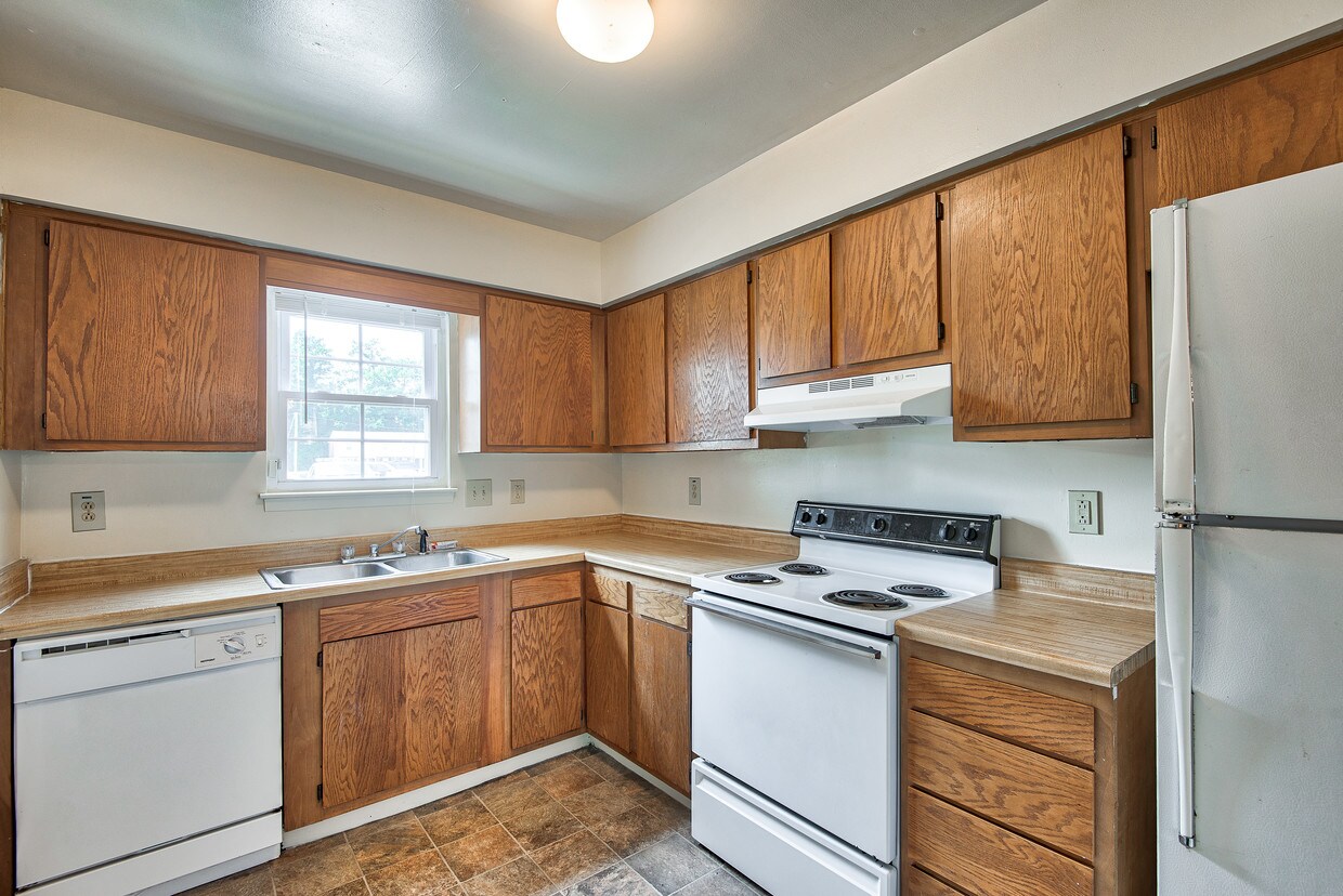 Southgate Manor Apartments Apartments in Elizabeth City, NC