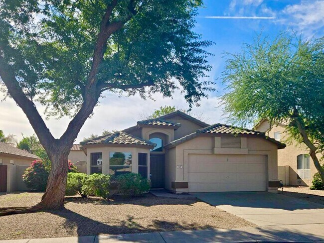 Building Photo - REMODELED 3-BEDROOM BY SAN TAN MALL