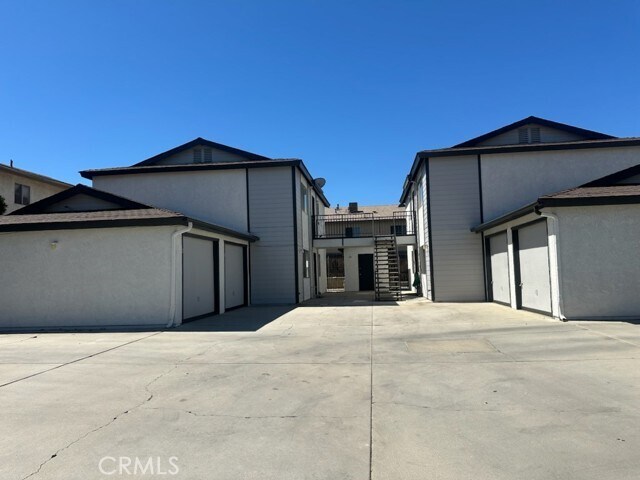 Foto del edificio - 2129 Woodberry Ave