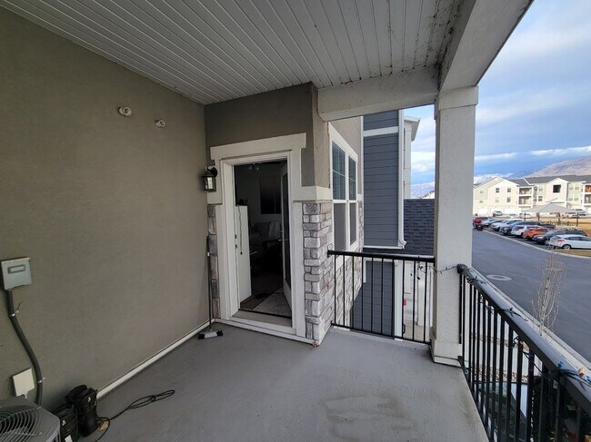 Foto del edificio - 415 N 360 W St