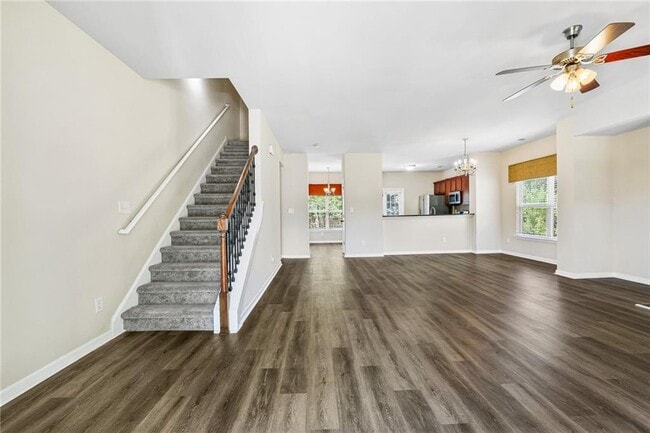Building Photo - 771 Riverdance Dr