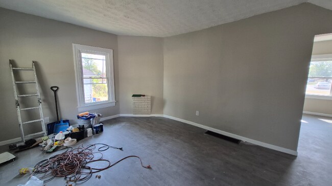 Foto del edificio - 912 Riverview Terrace