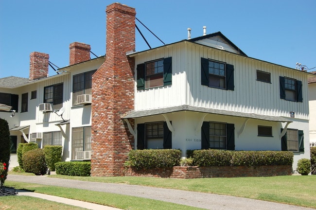 Building Photo - 5301 Vantage Ave