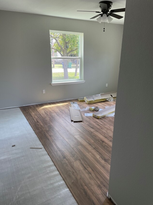 Foto principal - 4214 4th St