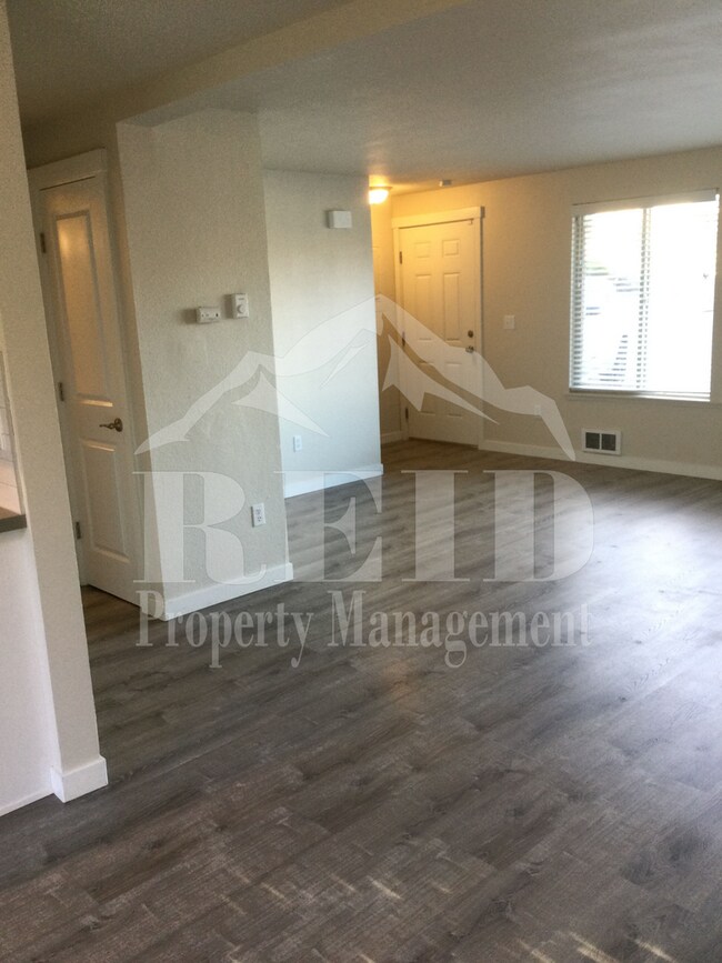 Foto del edificio - 2609 25th St