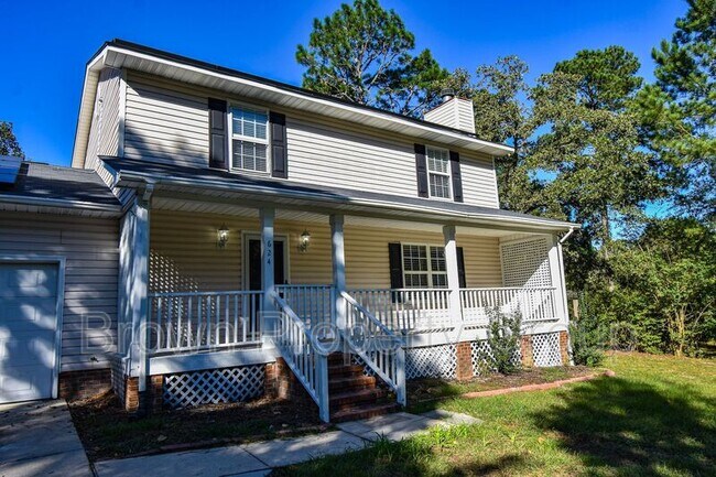 Foto del edificio - 624 Porter Rd