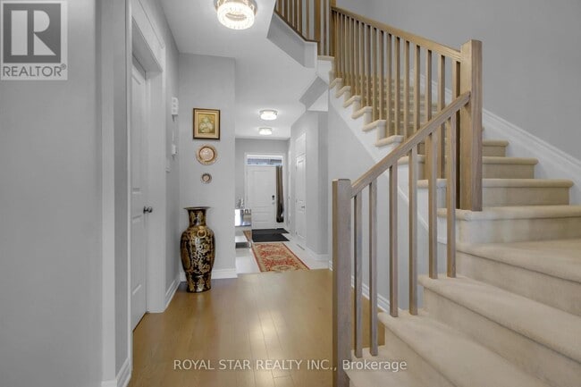 Building Photo - 110 Nepeta Cres