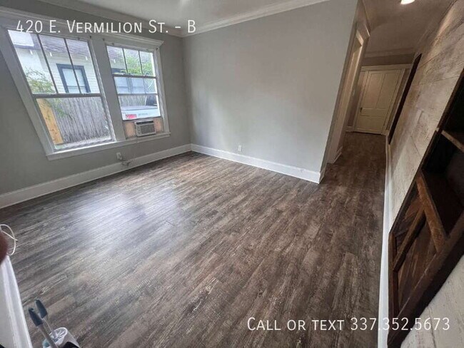 Foto del edificio - 420 E Vermilion St