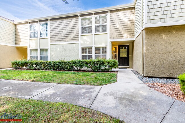Building Photo - 2254 River Bed Ct