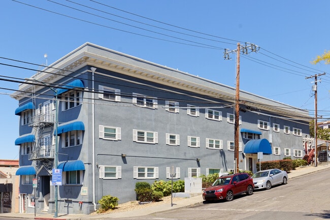 Building Photo - Gernard