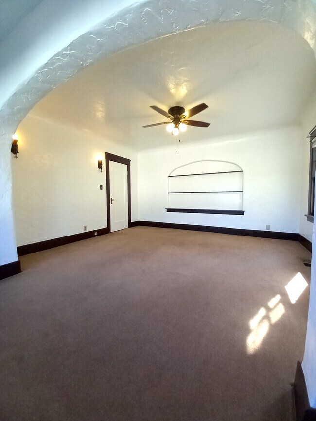 Master Bedroom - 2025 Addison Way