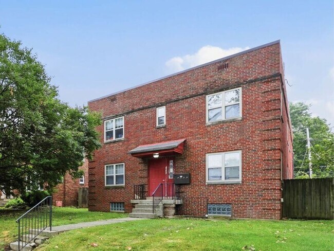 Building Photo - 1048 BERKELEY Rd