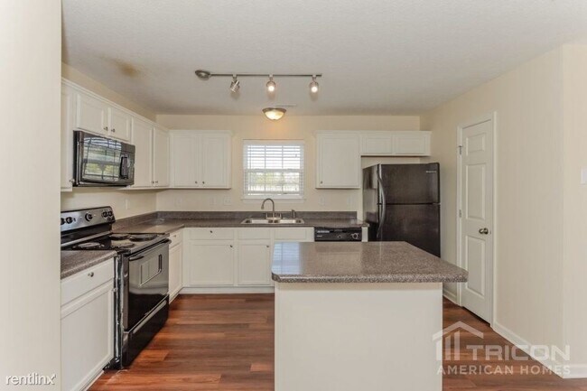 Building Photo - 4030 Deer Run Trace