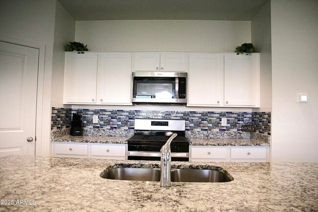 Foto del edificio - 5542 W Moody Trl