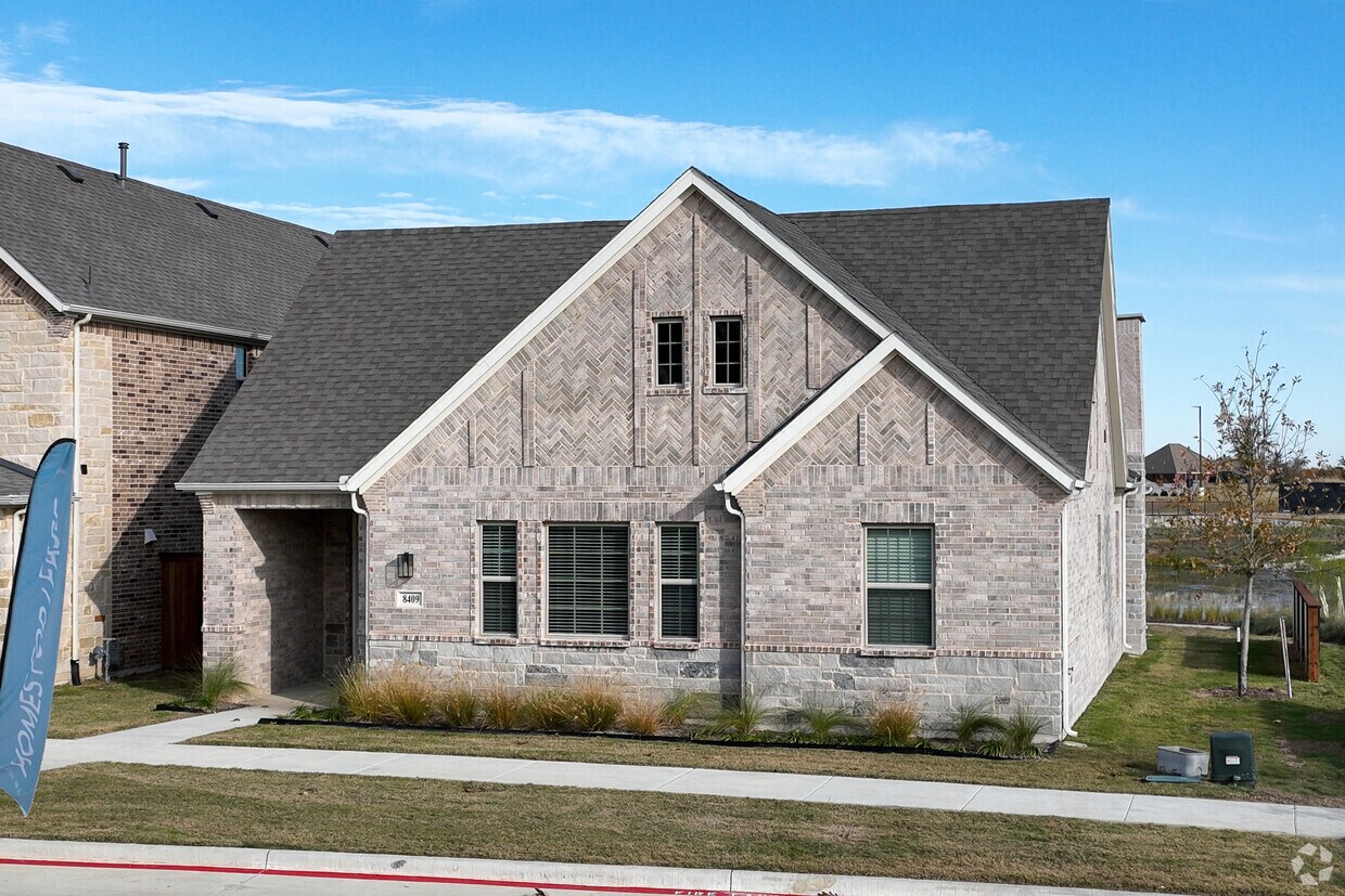 Entrada - BB Living at The Tribute