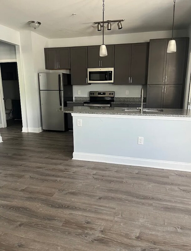 Foto del edificio - 28 Wedgefield Dr