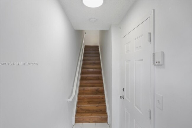 Building Photo - 2941 NE 185th St