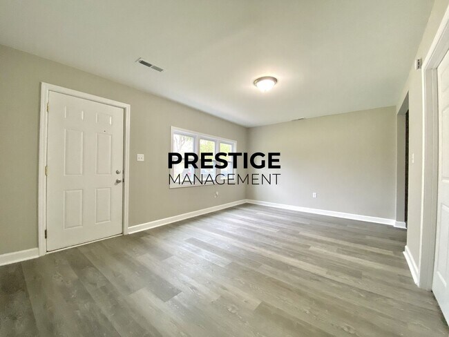 Foto del edificio - Updated 2 Bedroom Home in Gary