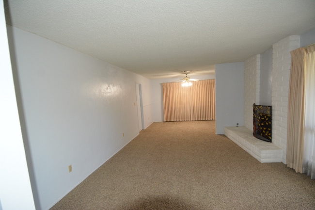 Building Photo - 6017 Friant Dr