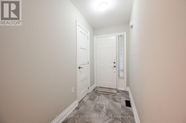Building Photo - 35 Ceremonial Dr