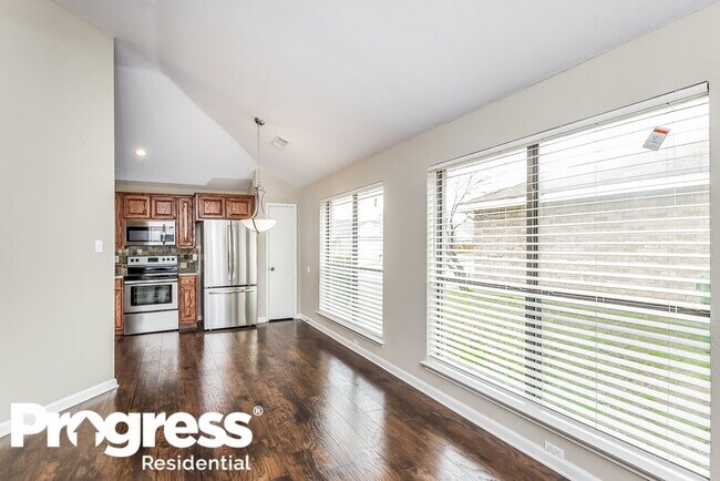 Building Photo - 5310 Yaupon Dr