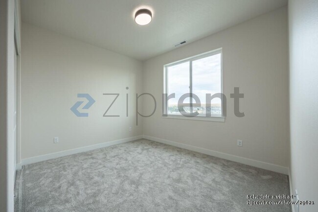 Building Photo - 6670 W 24th Ave