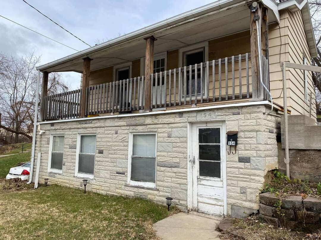 Primary Photo - 154 Bryant St