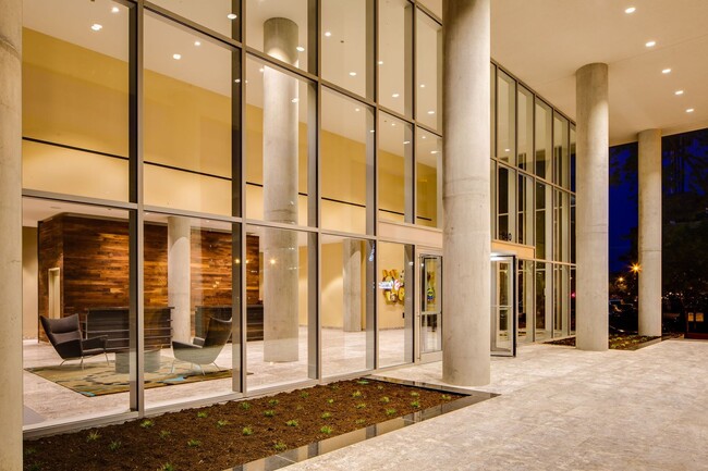 Foto del edificio - 1504 N Fremont St