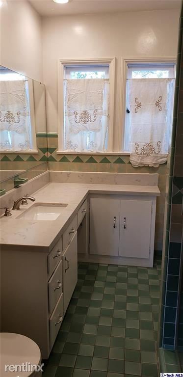 Building Photo - 3 br, 2 bath House - 3623 Las Palmas Ave