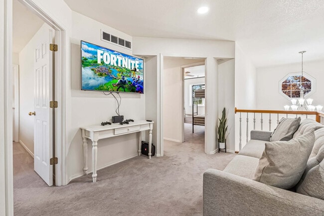 Building Photo - 426 S 750 W