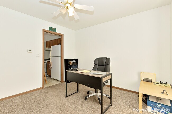 Building Photo - 3020 Ilene Dr
