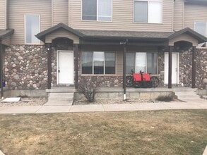 Building Photo - 54 W 300 S