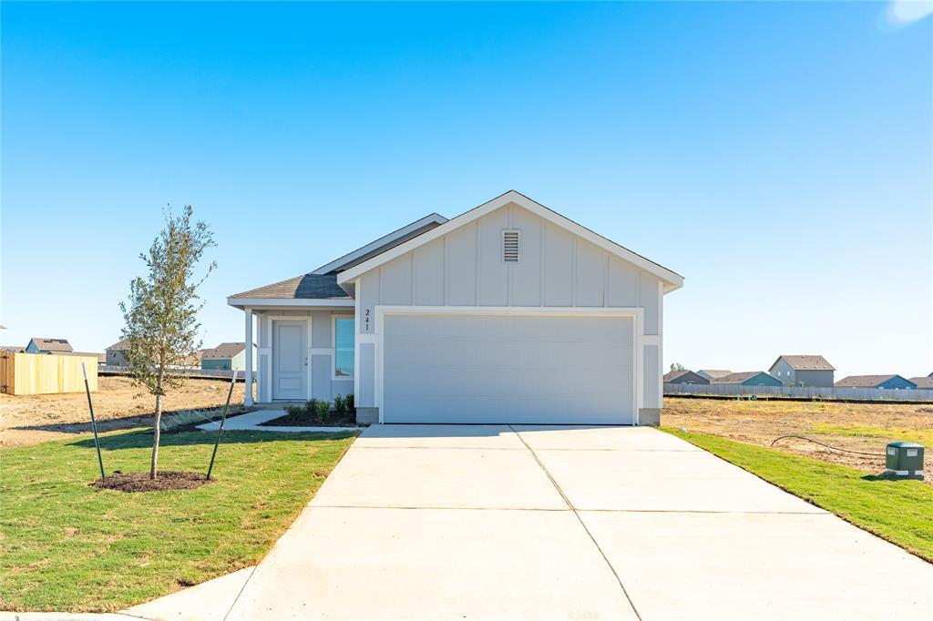 Primary Photo - 241 Kings Row Ln