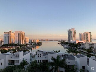 Building Photo - 7900 Harbor Island Dr