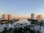 Foto principal - 7900 Harbor Island Dr