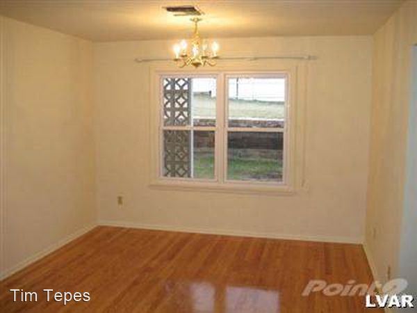 Building Photo - 2 br, 1.5 bath House - 2821 W. 28th Street