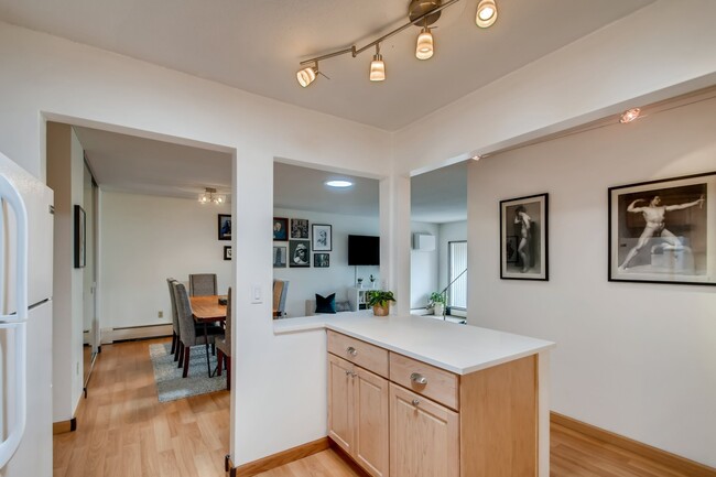 Kitchen Island with quartz countertops - 4860 Park Commons Dr