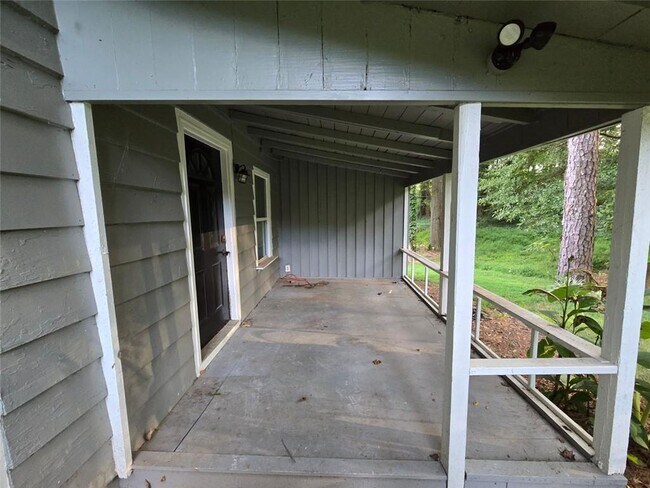 Foto del edificio - 1105 N Valley Brook Rd