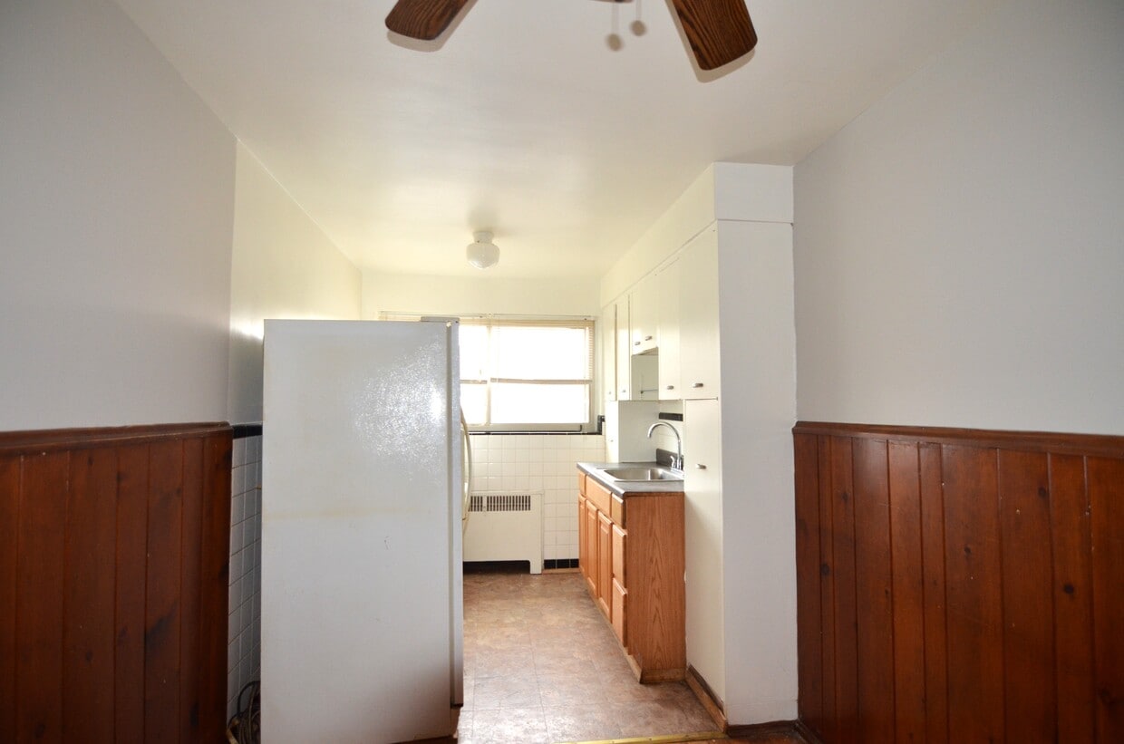 Building Photo - 7240 Reading Rd