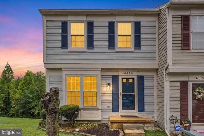 Foto del edificio - 16880 Jed Forest Ln