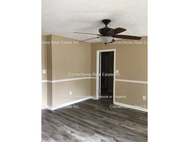 Building Photo - 330 Nettletree Ln