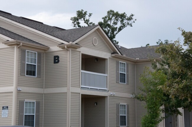 Foto del edificio - 4888 Hooper Rd