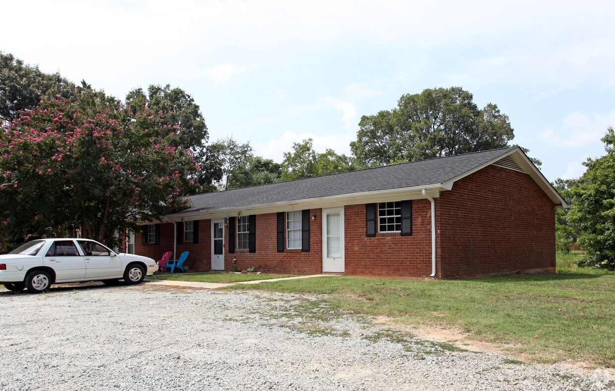 Building Photo - 228 - 234 Liberty Road