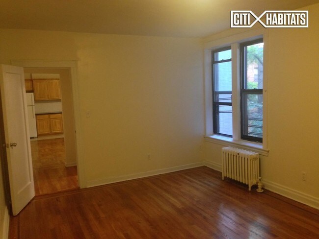 Foto del edificio - 170-20 39th Ave