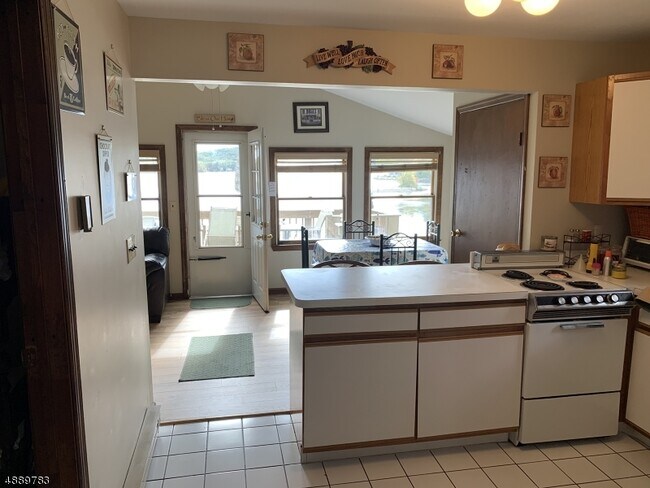 Foto del edificio - 703 N Lake Shore Dr