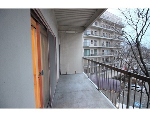 Foto del edificio - 133 Commander Shea Blvd