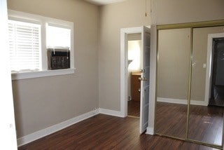 Building Photo - 620 S Victoria Ave
